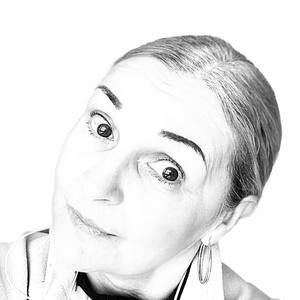 Meet your Posher, Yvette